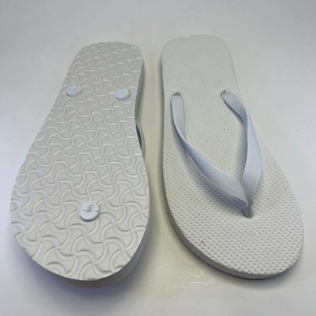50%20Adet%20Parmak%20Arası%20Beyaz%20Kadın%20Terlik%20Eva%20Taban%2014%20mm%20Flip%20Flop%2039%20Numara