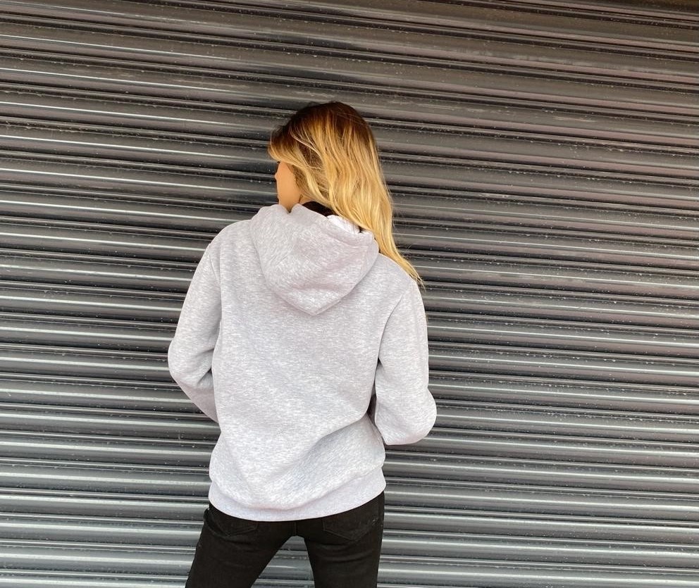 LuLuYen Kadın Gri Kapüşonlu Kanguru Cepli Pamuklu Sweatshirt Gri 3 iplik