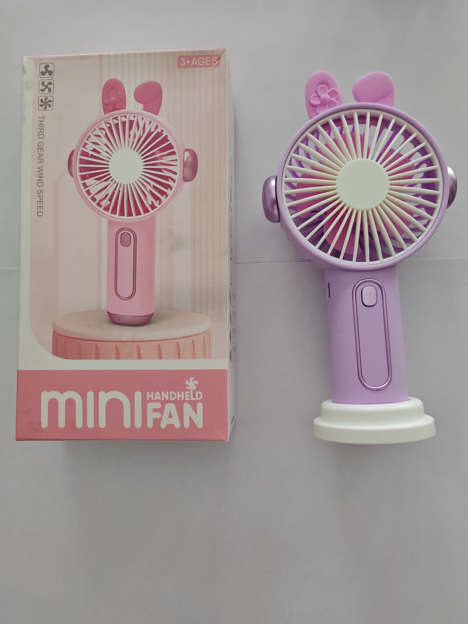 Mini%20El%20Fanı%20Büyük%20Boy%20Şarjlı%20Figürlü%203%20Kademeli%20Taşınabilir%20Vantilatör%20Masa%20El%20Tipi%20Serinletici%20Soğutucu