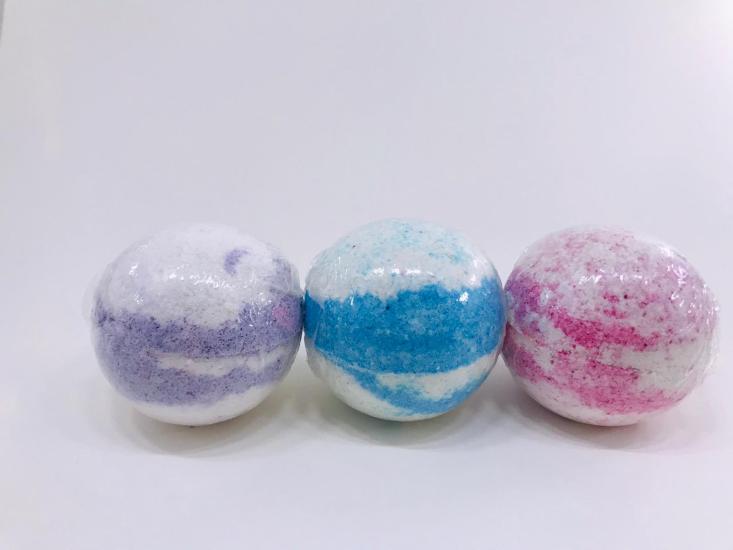 12 Adet x 80 Gr Çap 5 cm Doğal Banyo Jakuzi Nem Bombası Topu Bath Bomb Küvet Köpük Manikür Pedikür 12 li