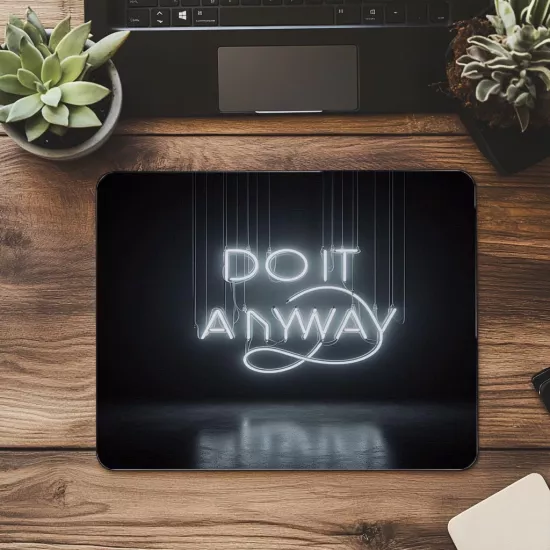 Kararlı Adım Temalı Neon Mouse Pad - 19x23 cm 2 mm Dikdörtgen İthal Baskılı Mouse Pad