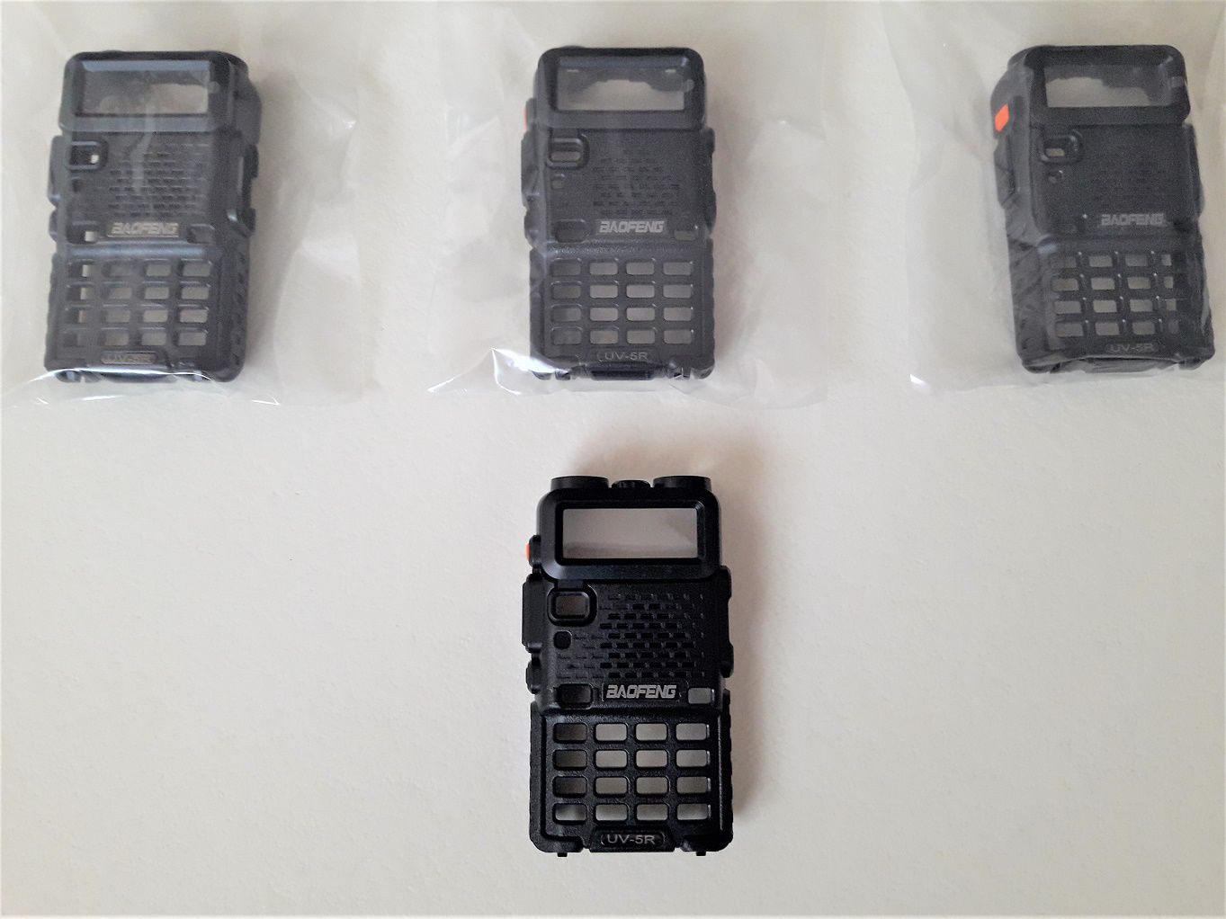 BAOFENG%20UV-5R%20UV-5RA%20UV-5RB%20UV-5RC%20UV-5RD%20UV-5RE%20SERİLERİ%20İÇİN%20ANA%20KASA